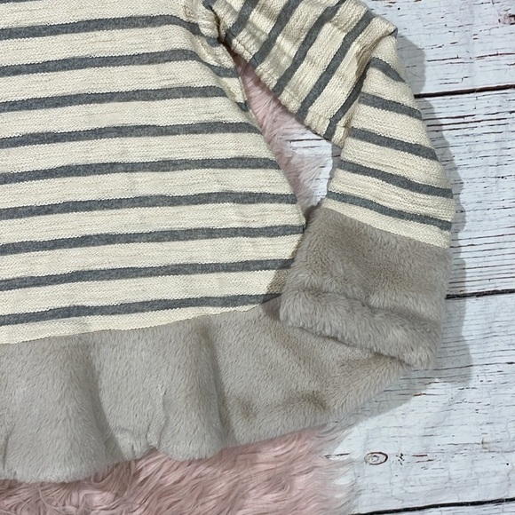 NWT Anthropologie Maeve Astor Fur Trimmed Gray-Cream Striped Pullover Sweater - Picture 6 of 10